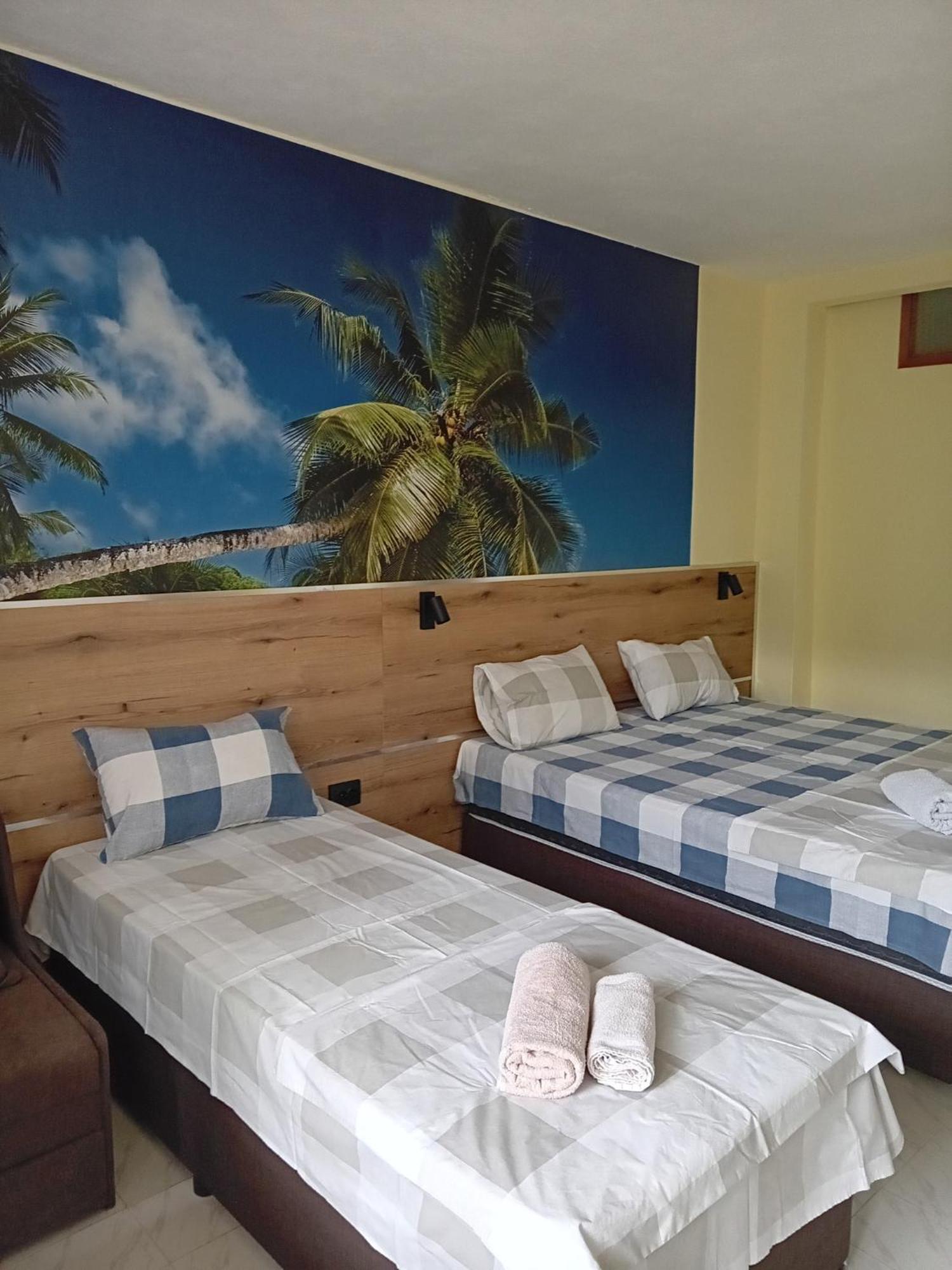 Guesthouse Oasis Kiten  Extérieur photo