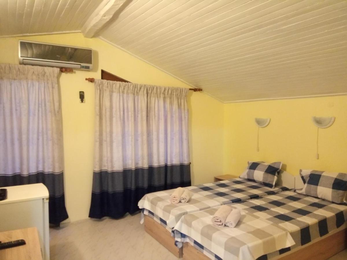 Guesthouse Oasis Kiten  Extérieur photo